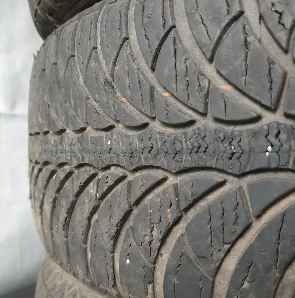 Rezervní kolo R16 Ford Focus, Mondeo, C-Max, S-Max č. ARF50