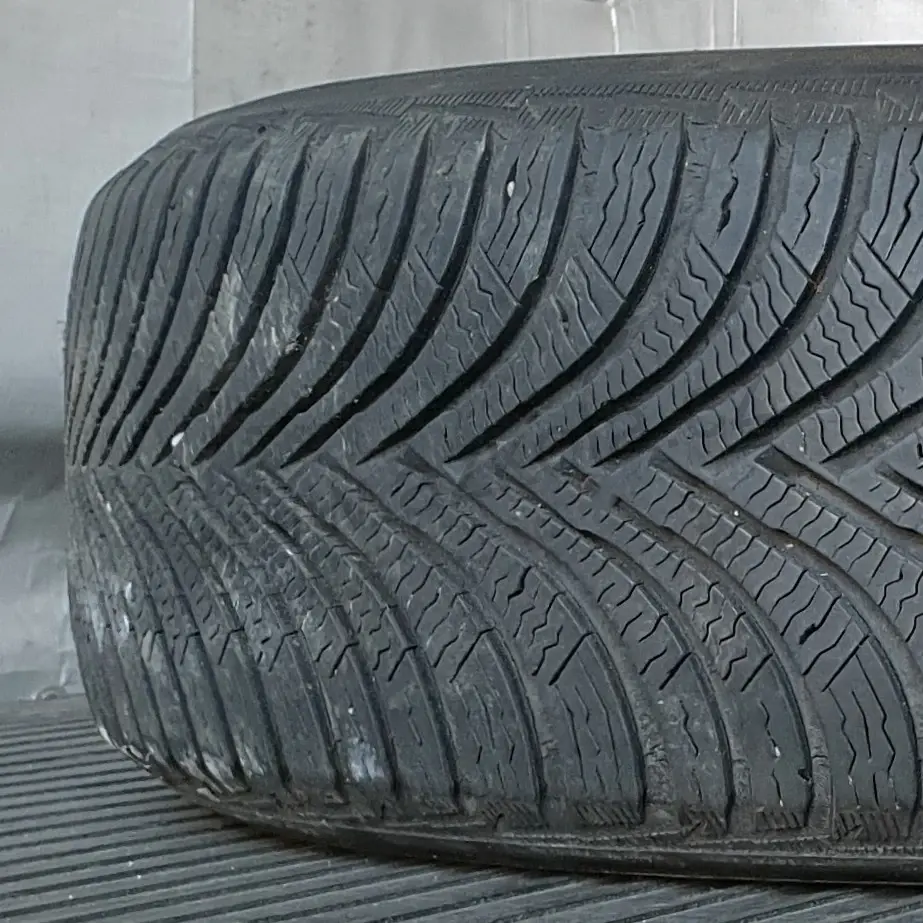 Rezervní kolo R16 Volkswagen, Seat, Audi č. AR20