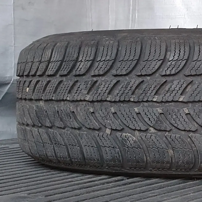Rezervní kolo R15 Škoda, Volkswagen, Seat, Audi č. AR28