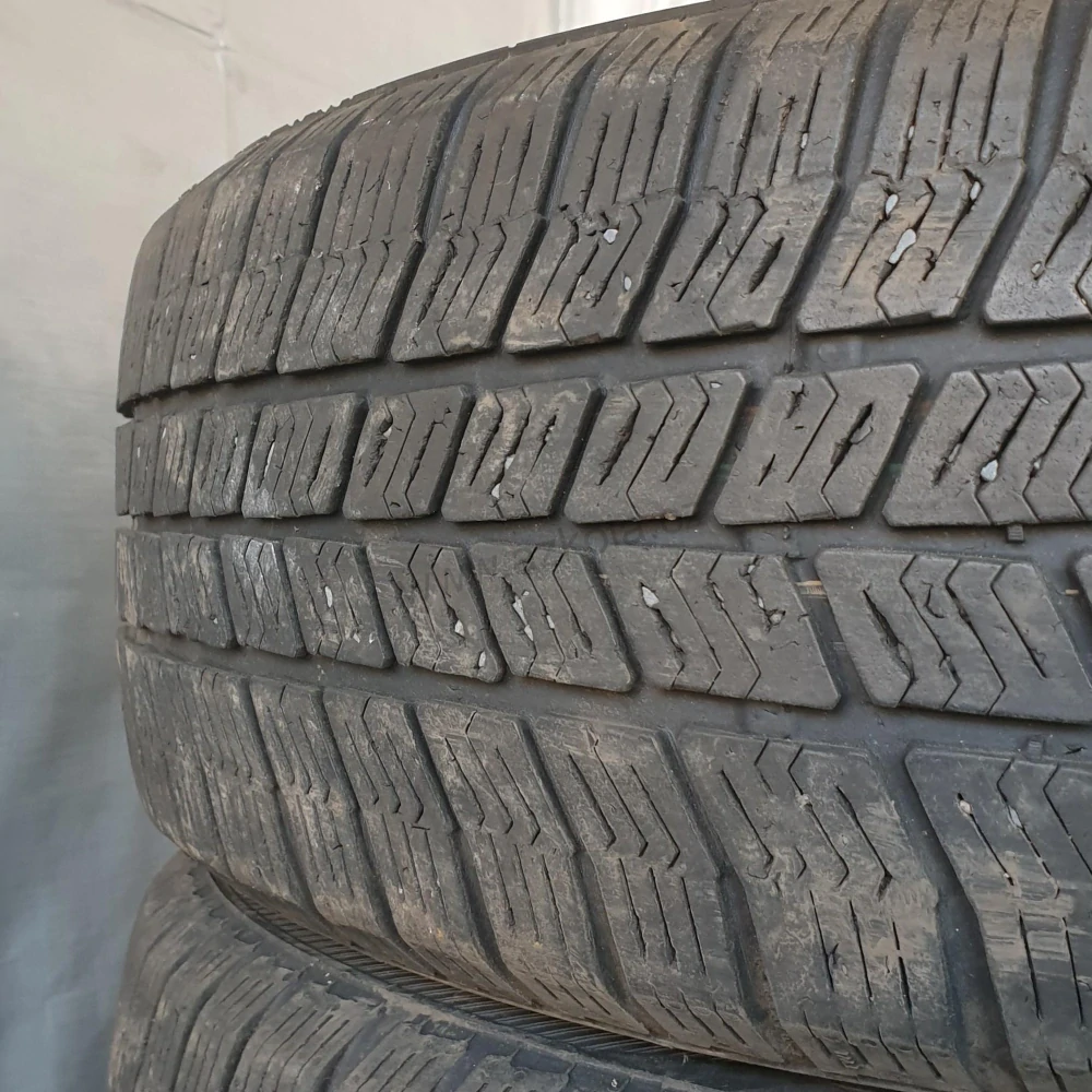 Zimní pneumatiky Barum 185/60 R15 č. AP266