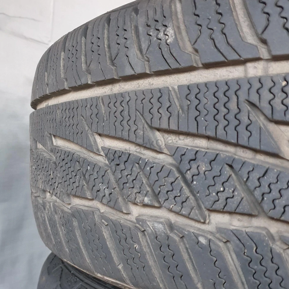 Zimní pneumatiky Matador 205/55 R16 č. AP253