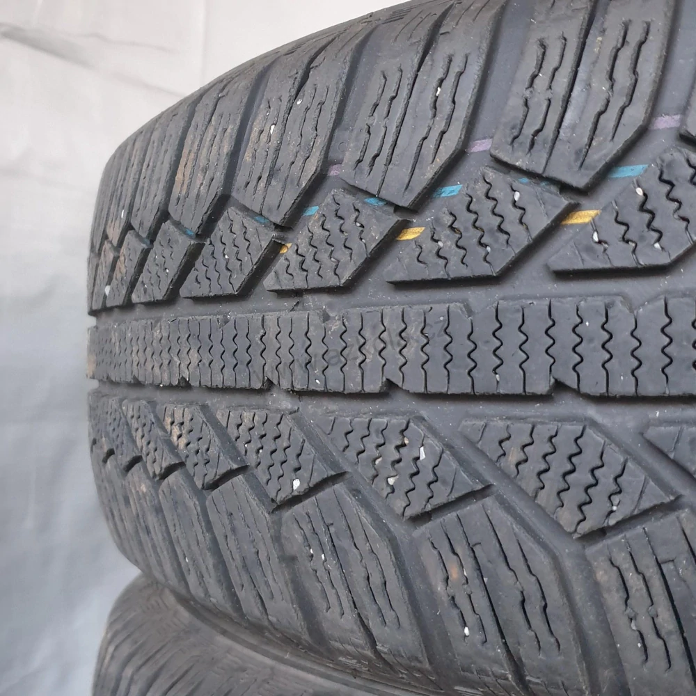 Zimní pneumatiky Semperit 195/65 R15 č. AP251