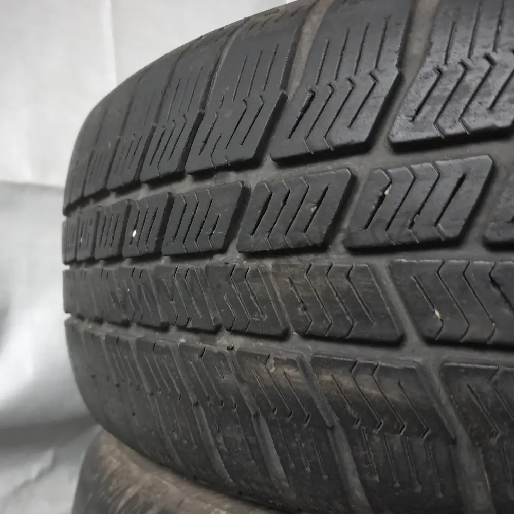 Zimní pneumatiky Barum 185/60 R14 č. AP233