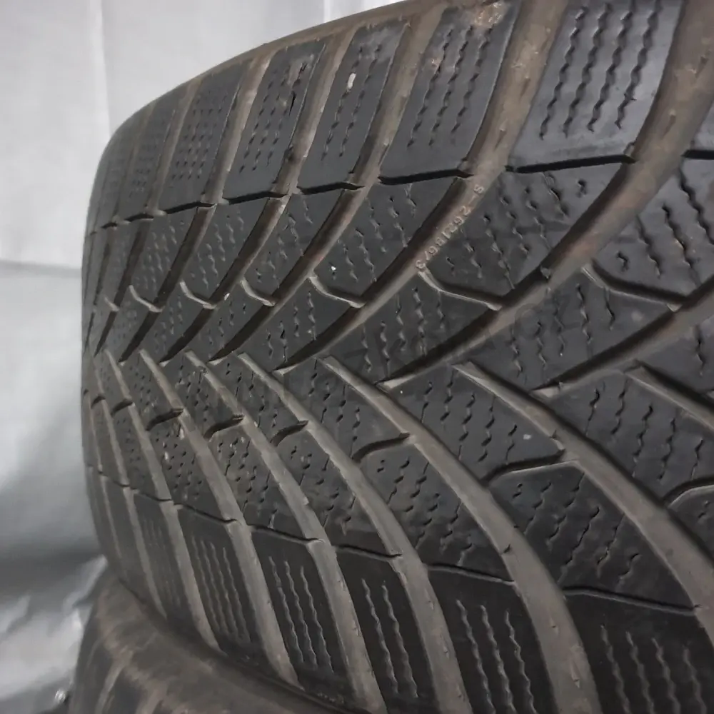 Zimní pneumatiky Semperit 205/55 R16 č. AP225