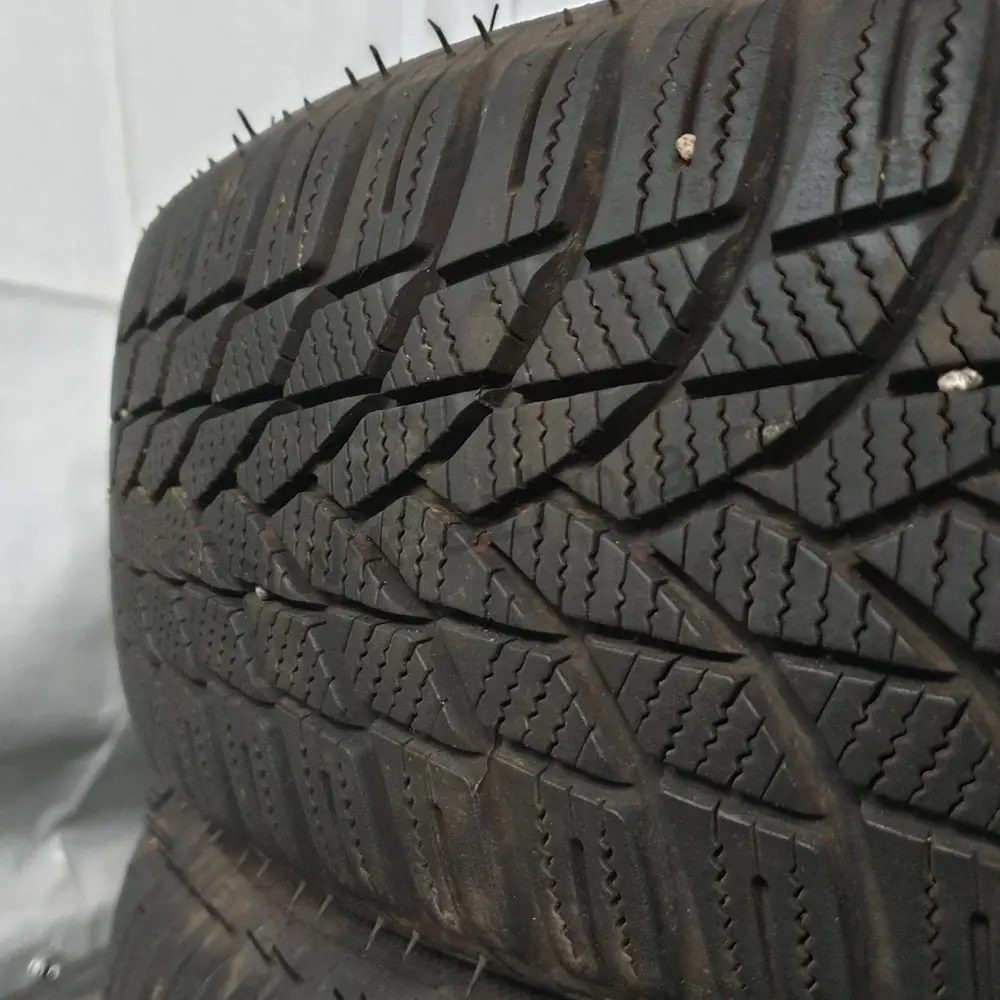 Zimní pneumatiky Lassa 175/65 R15 č. AP215
