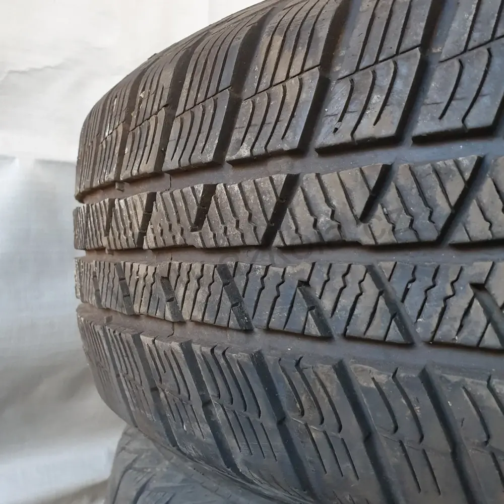 Zimní pneumatiky Barum 185/65 R14 č. AP210