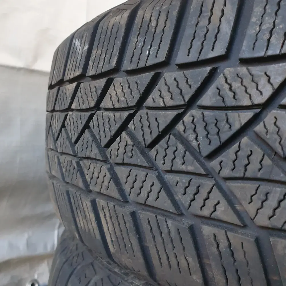Zimní pneumatiky Matador 185/60 R14 č. AP208