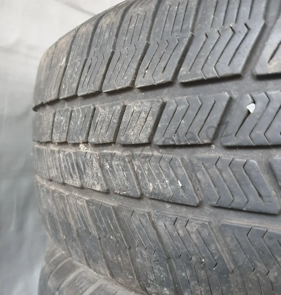 Zimní pneumatiky Barum 195/65 R15 č. AP193