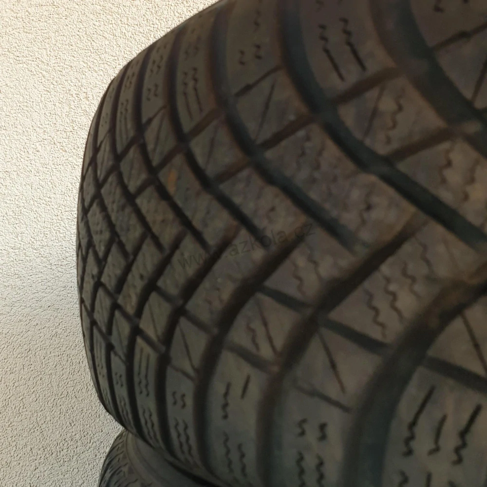Zimní pneumatiky Hankook + Kleber 185/65 R15 č. AP75