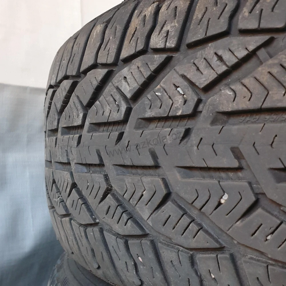 Zimní pneumatiky Kormoran 205/55 R16 č. AP142