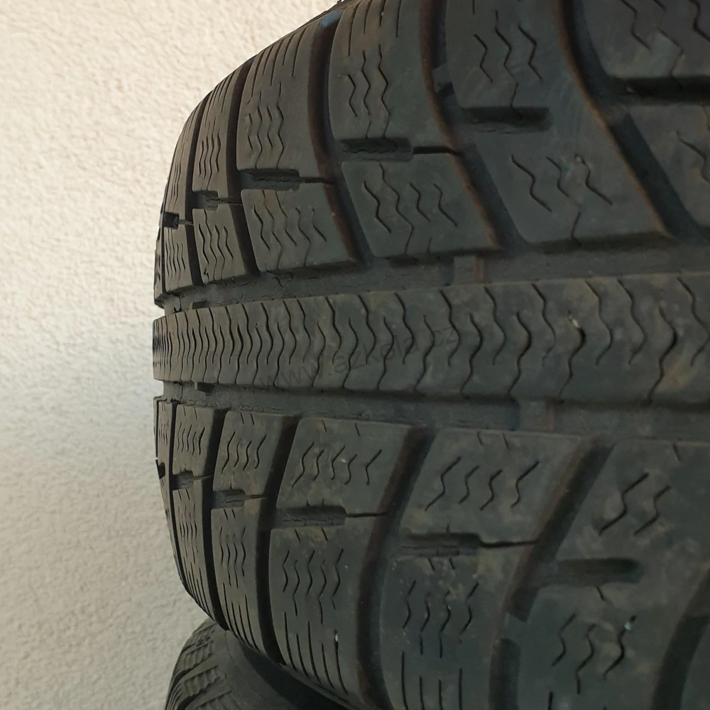 Zimní pneumatiky Michelin 175/65 R14 č. AP80