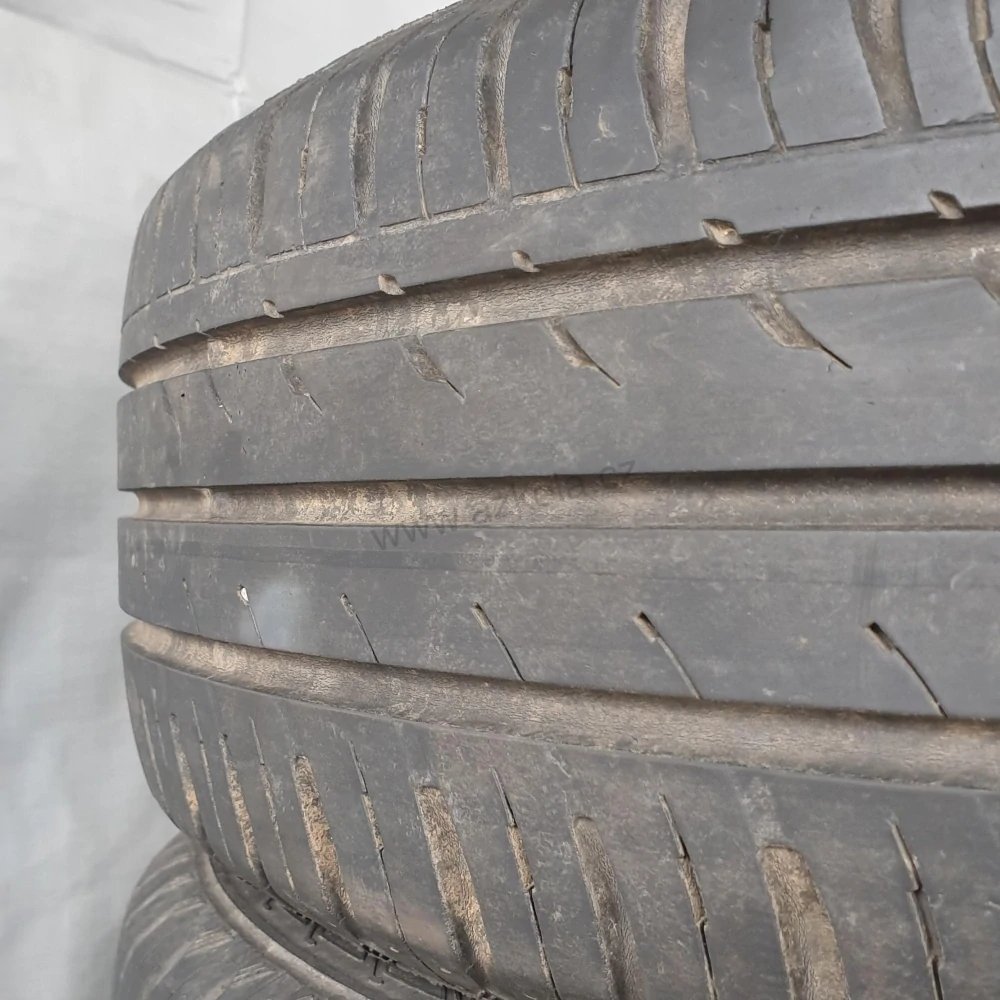 Letní pneumatiky Continental 185/65 R15 č. AP302
