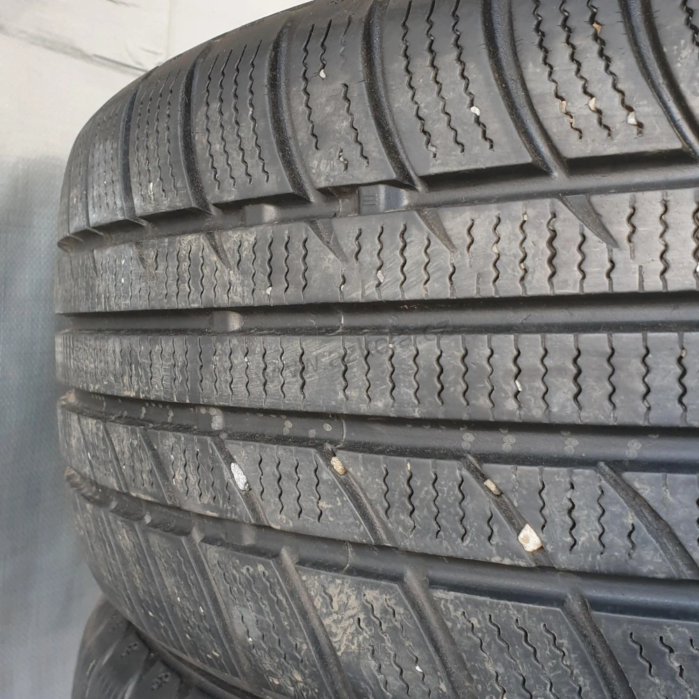 Zimní pneumatiky Tomket 205/55 R16 č. AP323