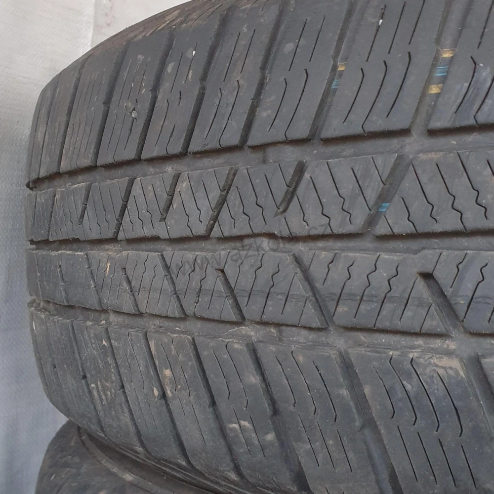 Zimní pneumatiky Barum 185/65 R15 č. AP381