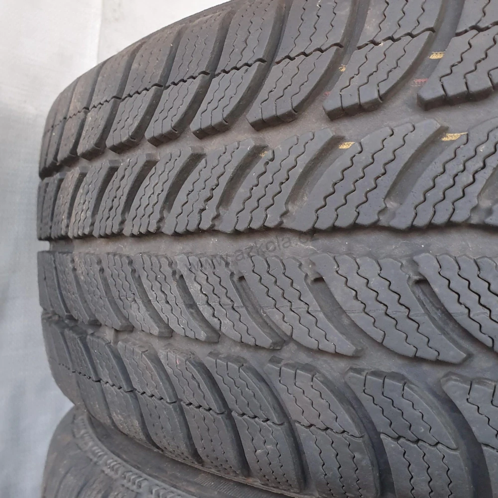 Zimní pneumatiky Sava 185/60 R15 č. AP355