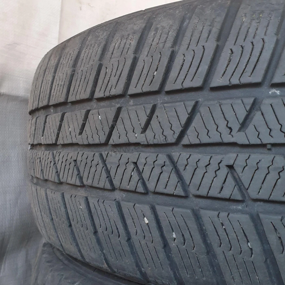 Zimní pneumatiky Barum 205/55 R16 č. AP359