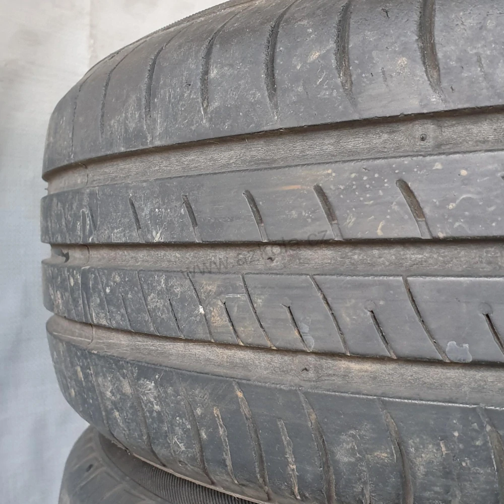 Letní pneumatiky Kumho 185/65 R15 č. AP409