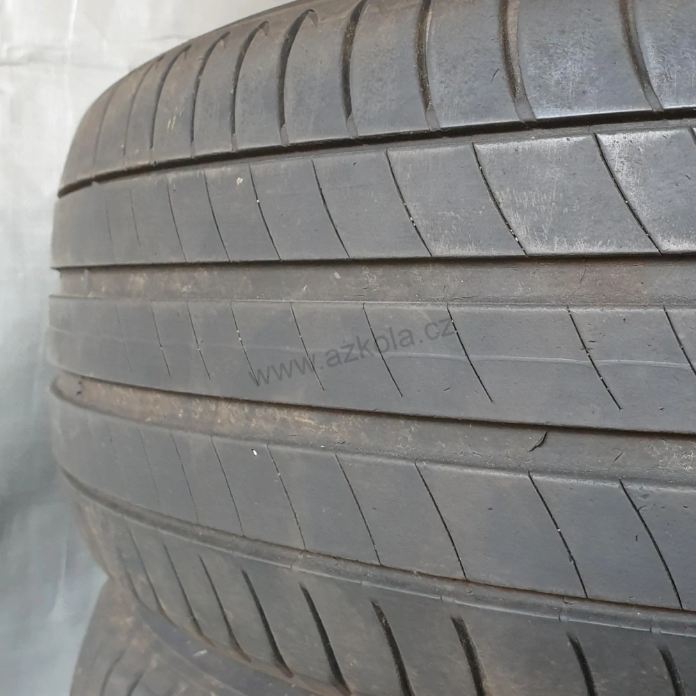 Letní pneumatiky Michelin 215/65 R17 č. AP402