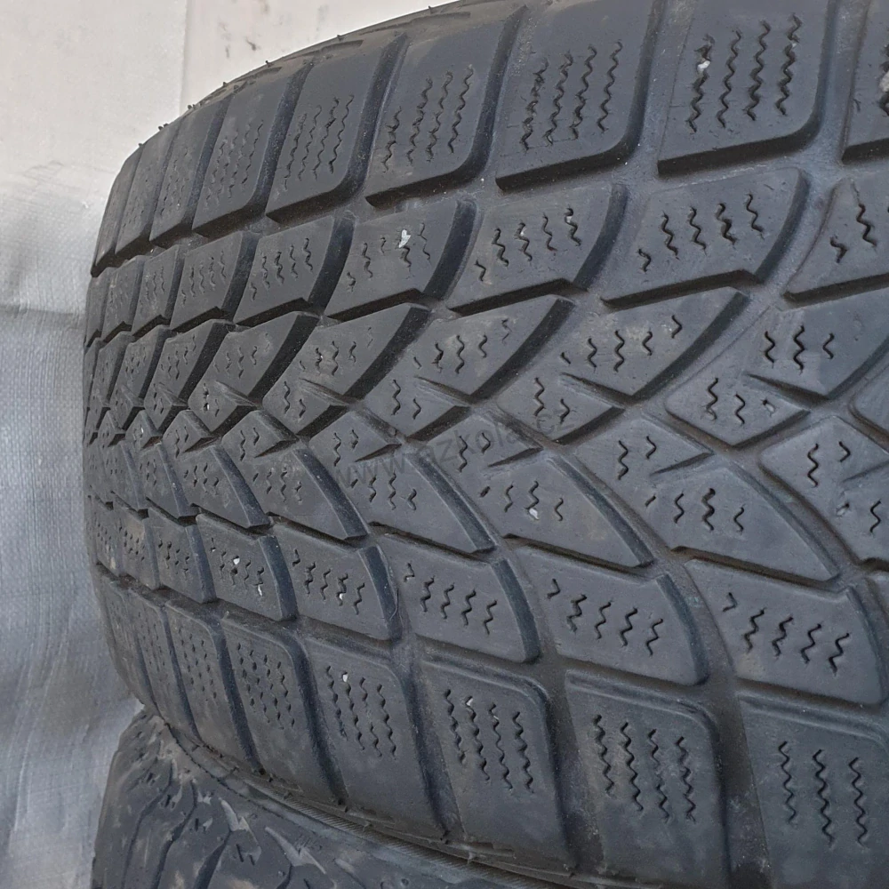 Zimní pneumatiky Dayton 215/55 R16 č. AP367