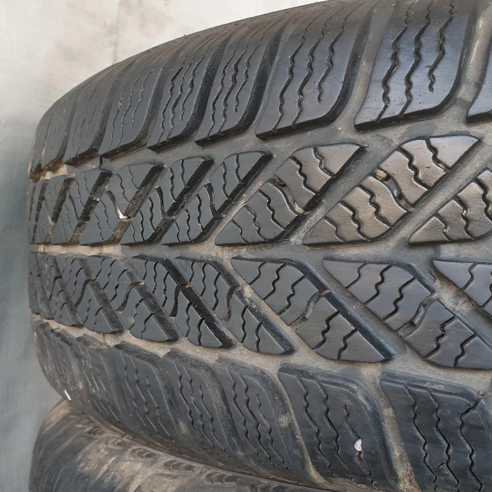 Zimní pneumatiky Diplomat 195/65 R15 č. AP371