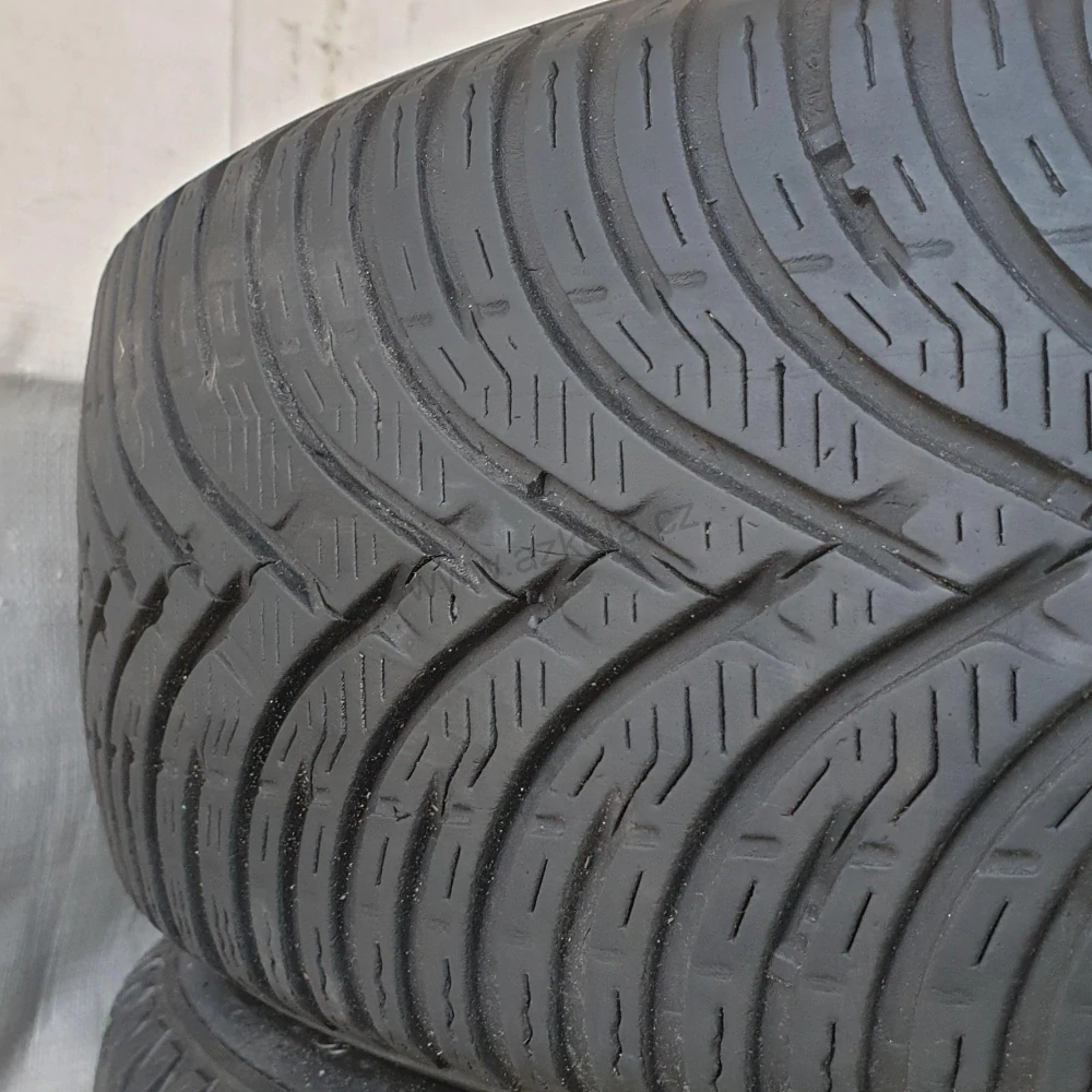 Zimní pneumatiky Kleber 195/60 R16 č. AP372