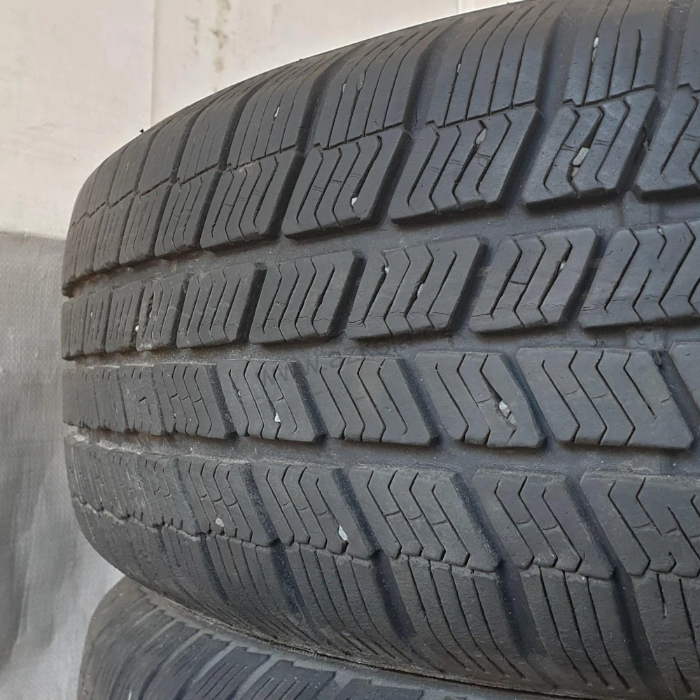 Zimní pneumatiky Barum 195/65 R15 č. AP375