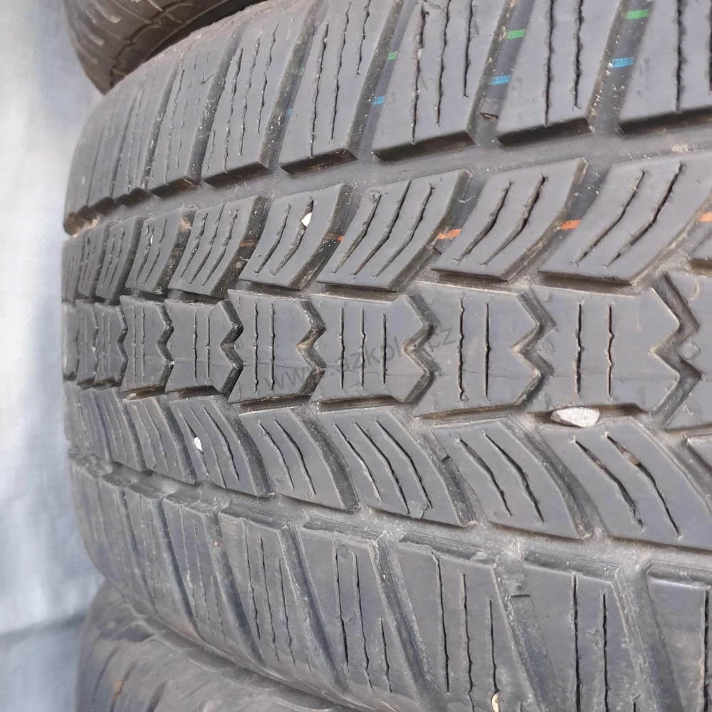 Zimní pneumatiky Sava 205/55 R16 č. AP378