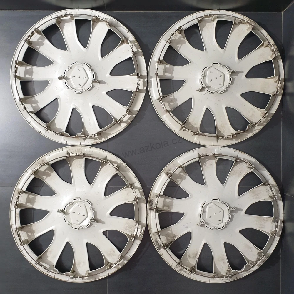 Originální poklice 16" Renault Trafic (použité)