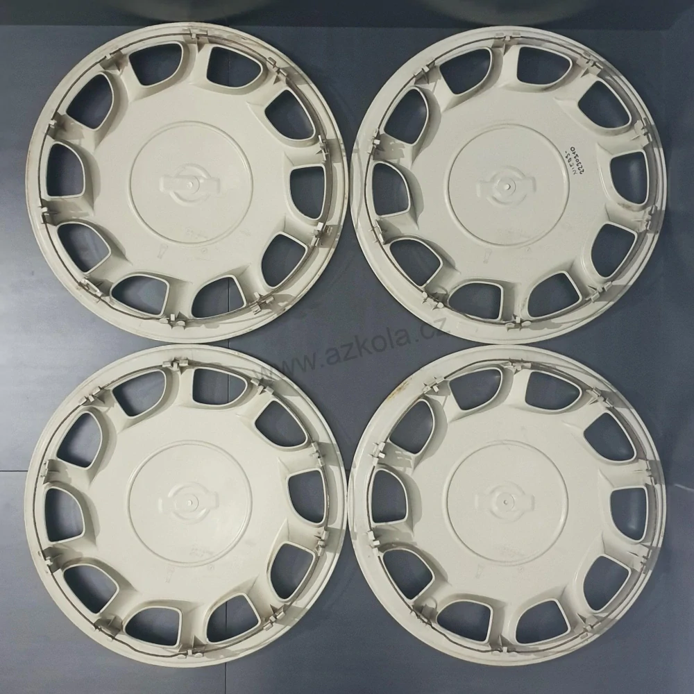 Originální poklice 15" Nissan (použité)