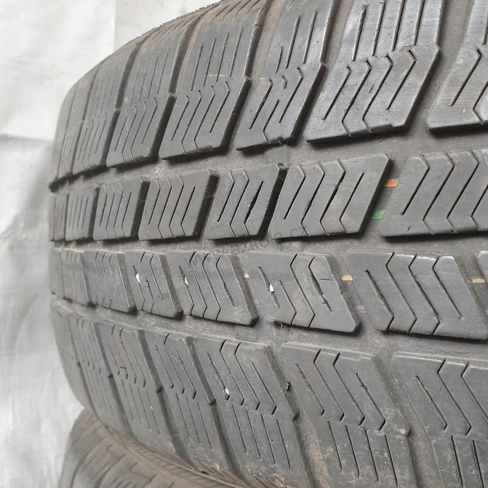 Zimní pneumatiky 185/60 R15 Barum č. AP499