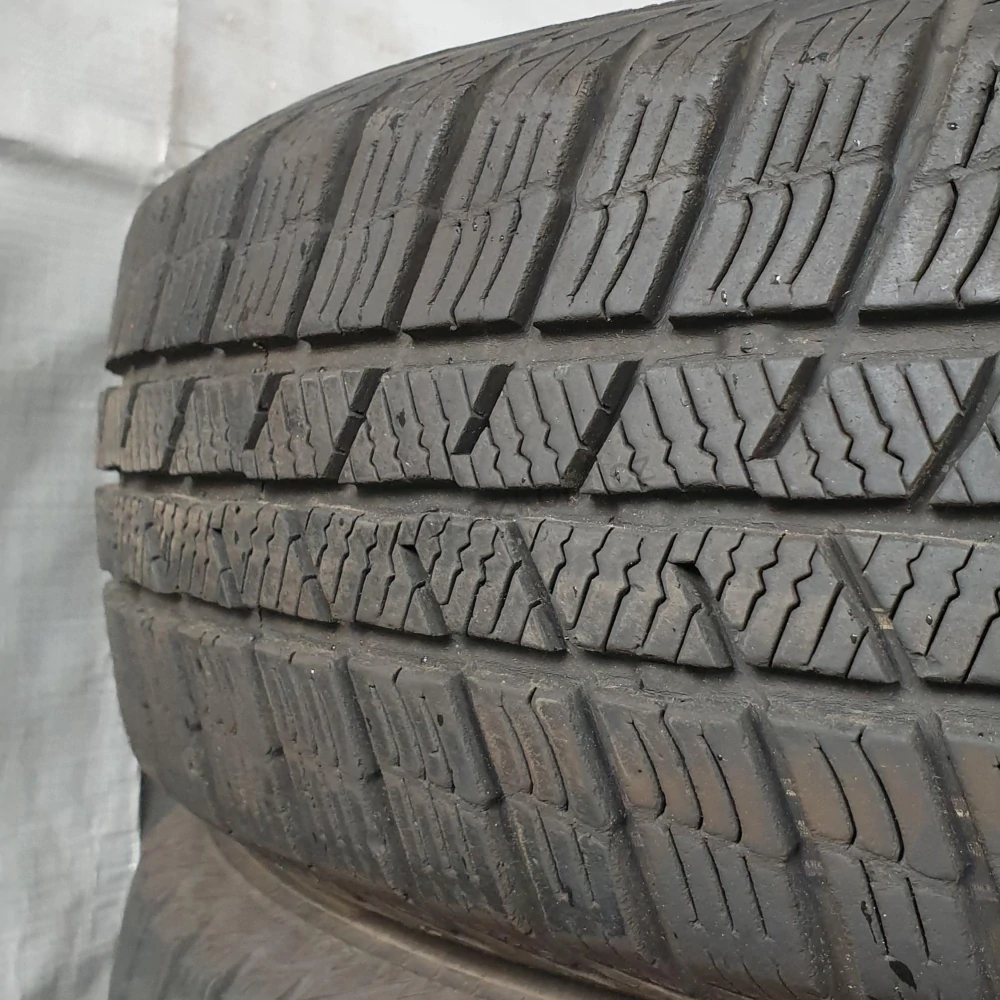 Zimní pneumatiky 175/70 R14 Barum č. AP521