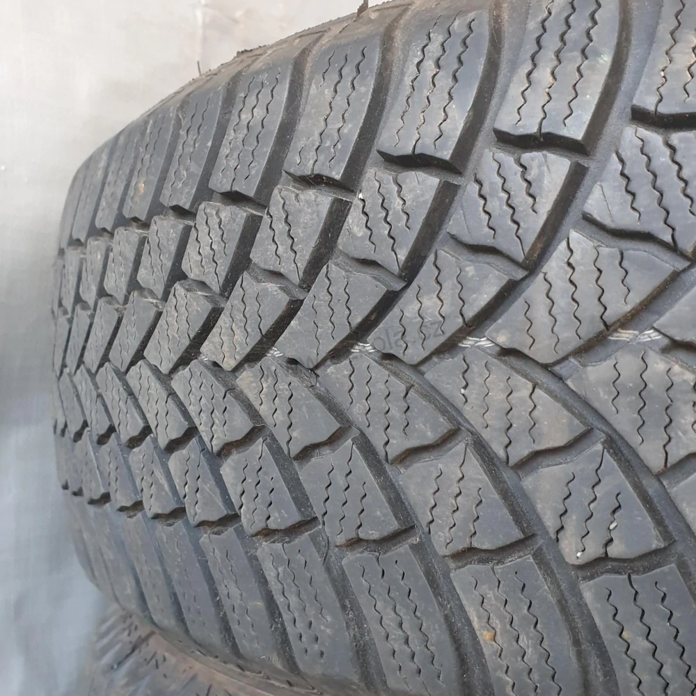 Zimní pneumatiky 195/65 R15 Bridgestone č. AP546