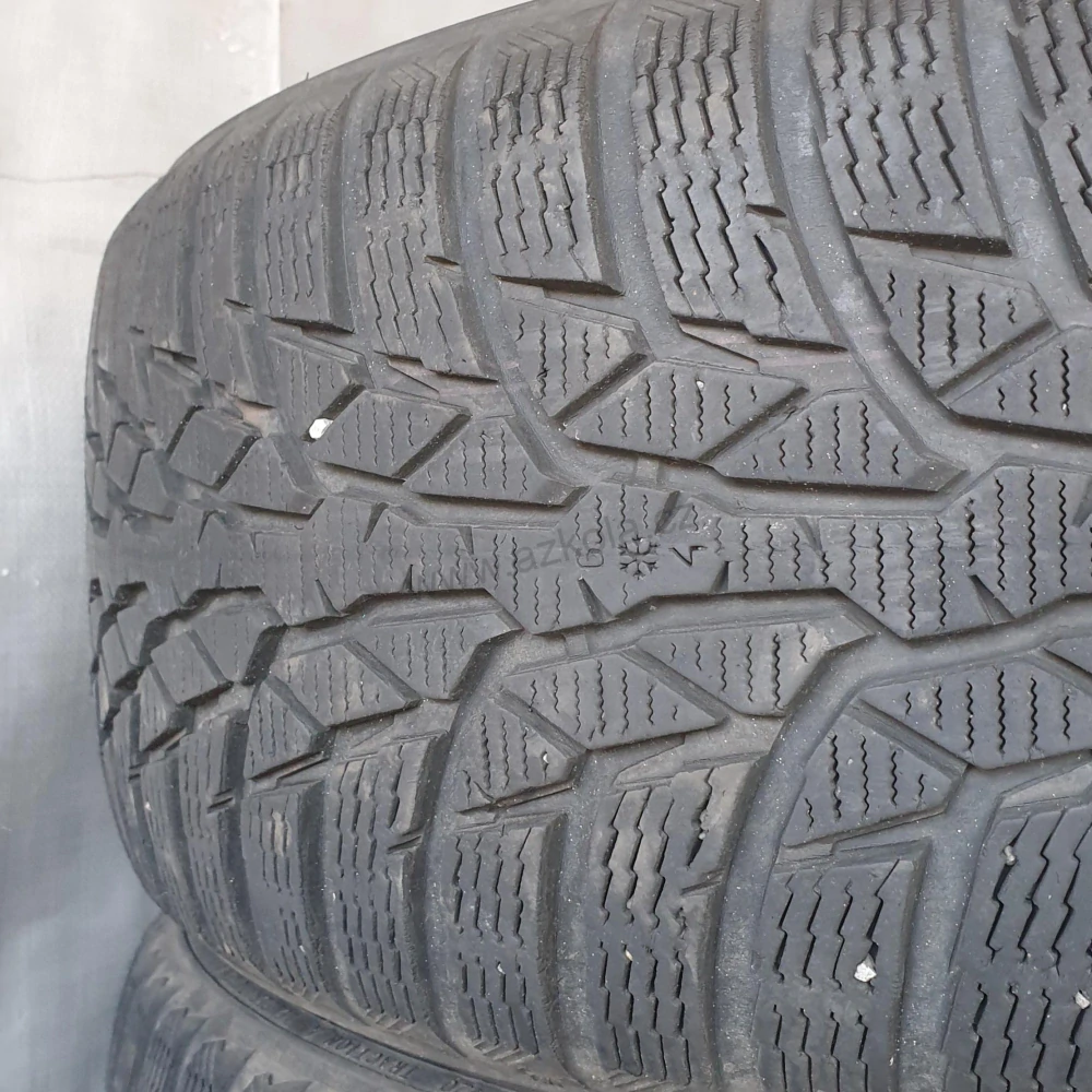 Zimní pneumatiky 215/55 R16 Nokian č. AP548