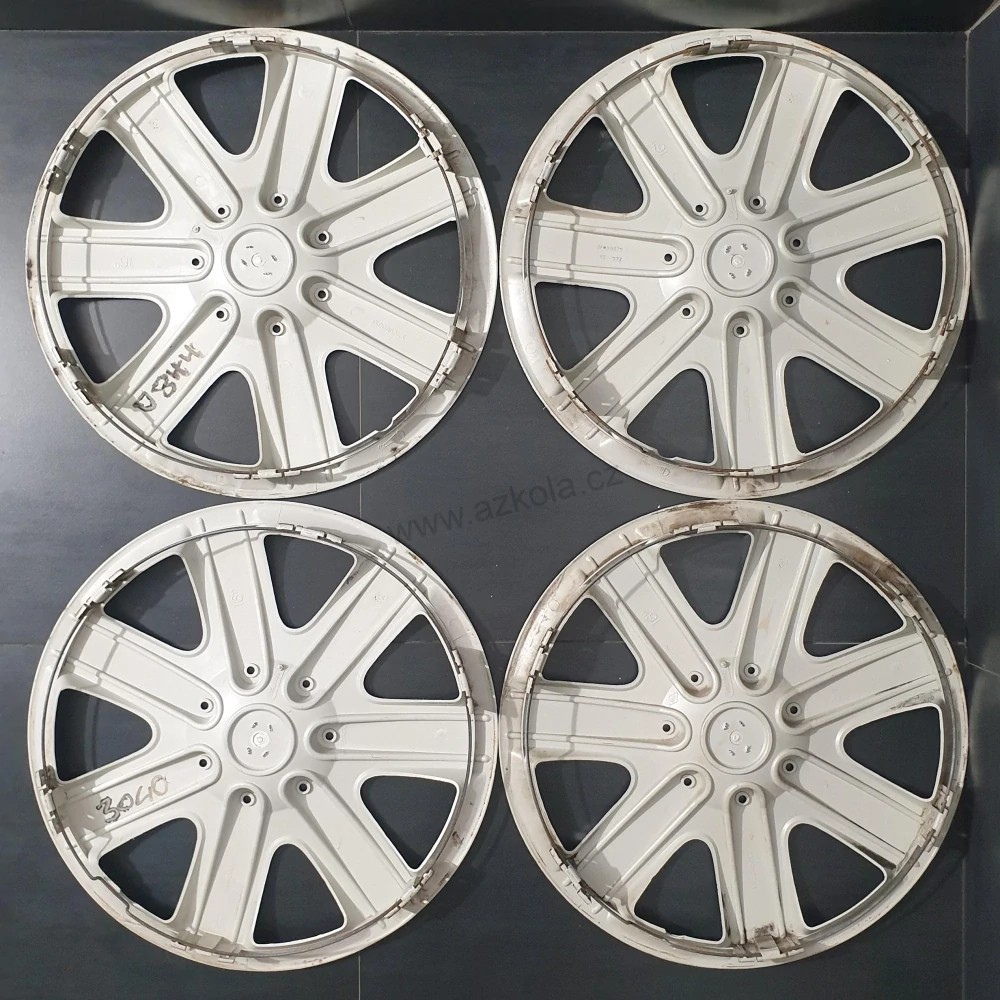 Originální poklice 16" Renault Captur(použité)