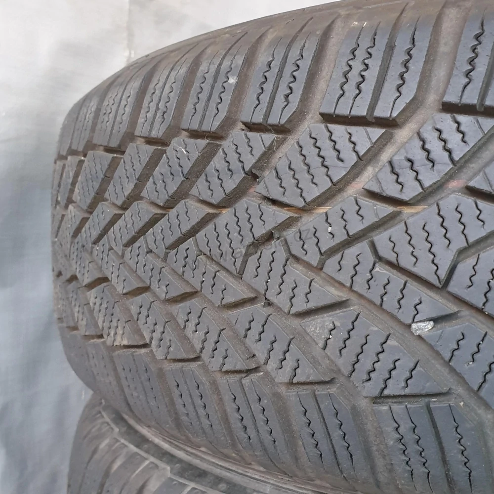Zimní pneumatiky 195/65 R15 Continental č. AP577