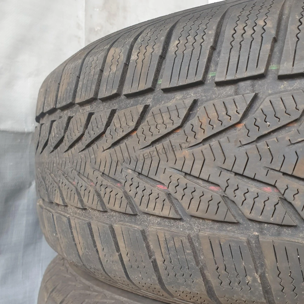Zimní pneumatiky 215/65 R16 Point S č. AP585