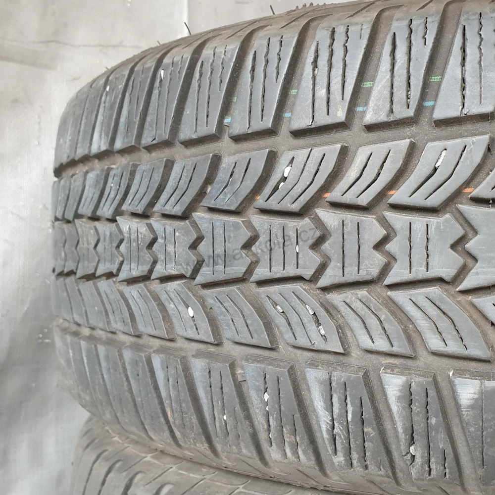 Zimní pneumatiky 205/55 R16 Sava č. AP588