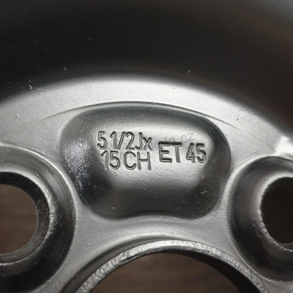 Disky Suzuki, Toyota 5.5Jx15 ET45 4x100x54 T8
