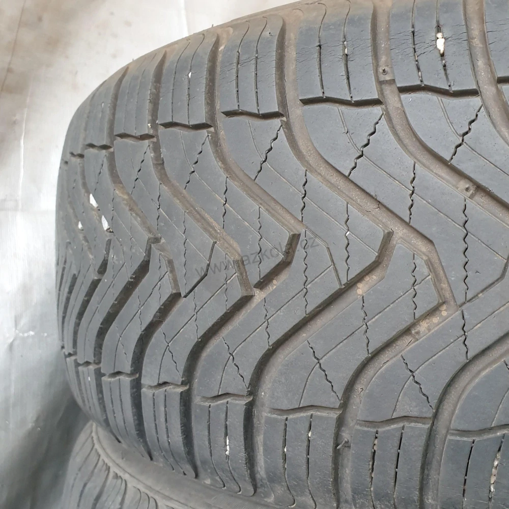 Zimní pneumatiky 235/55 R18 Gripmax č. AP612