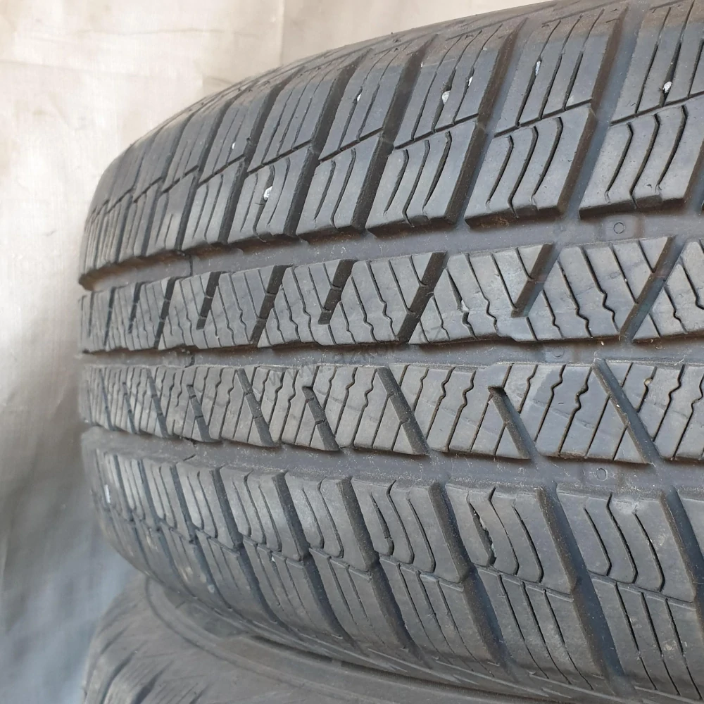 Zimní pneumatiky 195/65 R15 Barum č. AP622