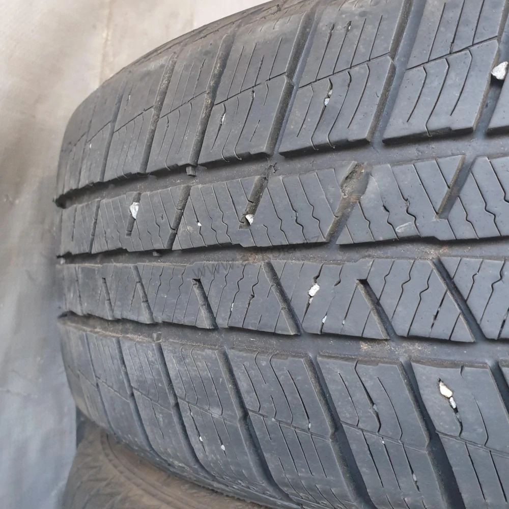 Zimní pneumatiky 185/60 R15 Barum č. AP624