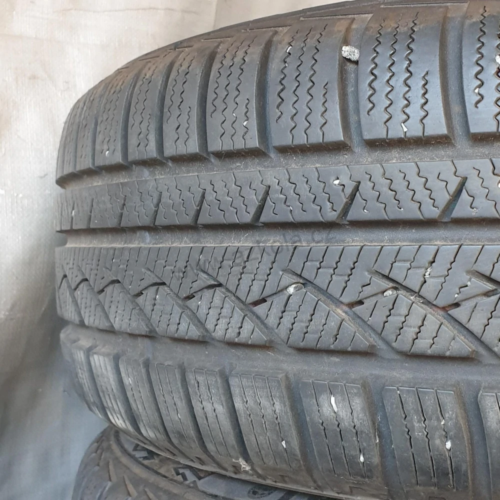 Zimní pneumatiky 205/60 R16 Continental č. AP626