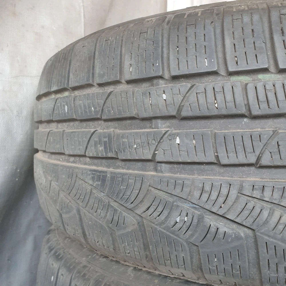 Zimní pneumatiky 225/50 R17 Pirelli č. AP635