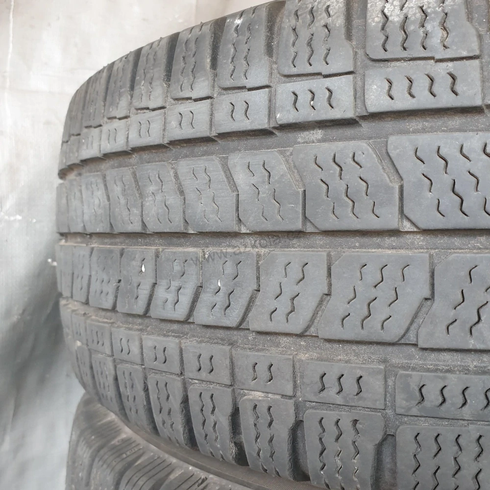 Zimní pneumatiky 215/65 R16C Kleber č. AP637