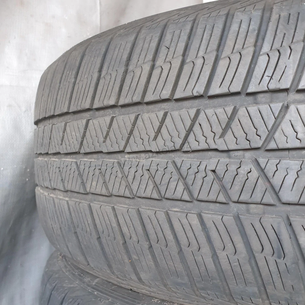 Zimní pneumatiky 215/55 R16 Barum č. AP663