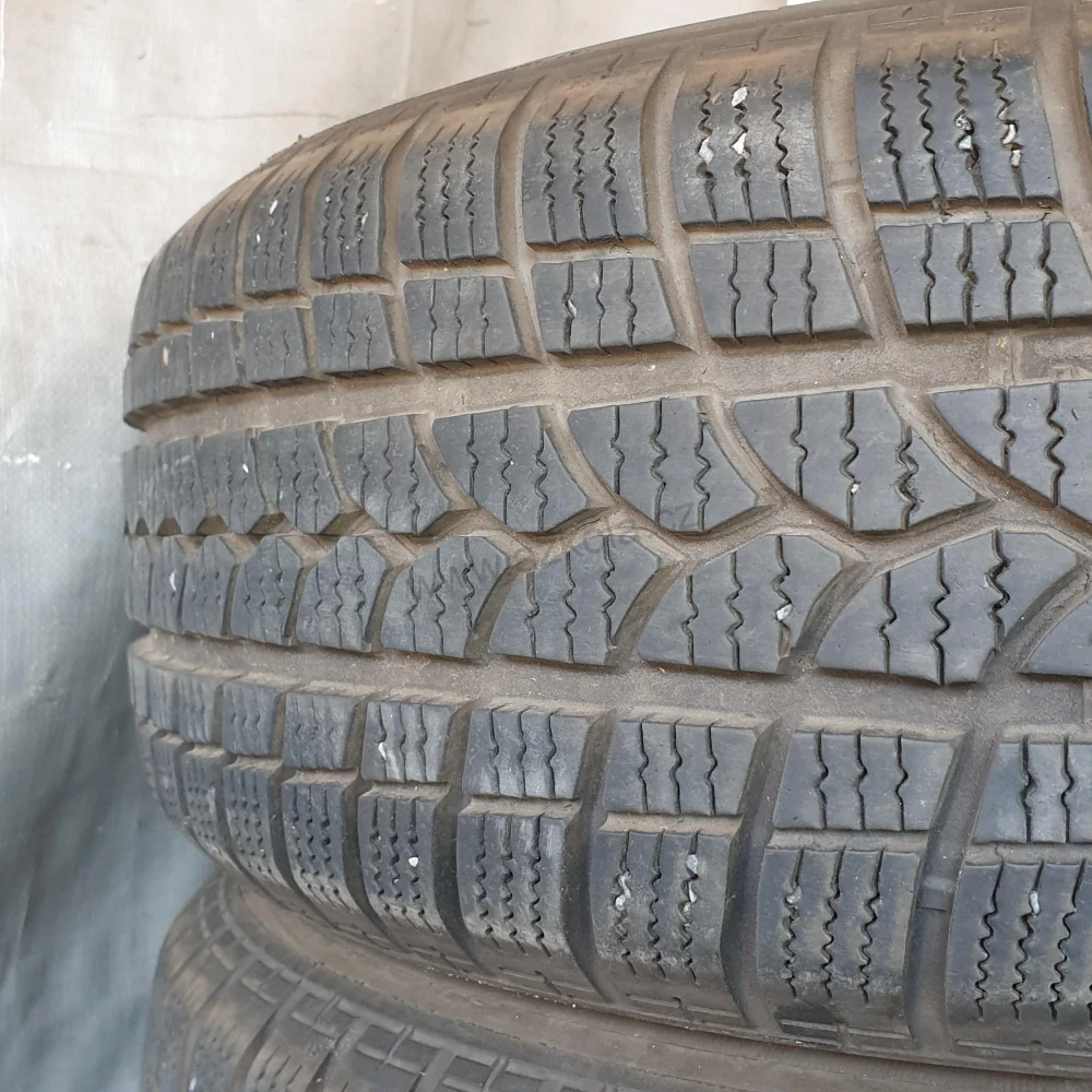 Zimní pneumatiky 215/60 R16 Sebring č. AP667
