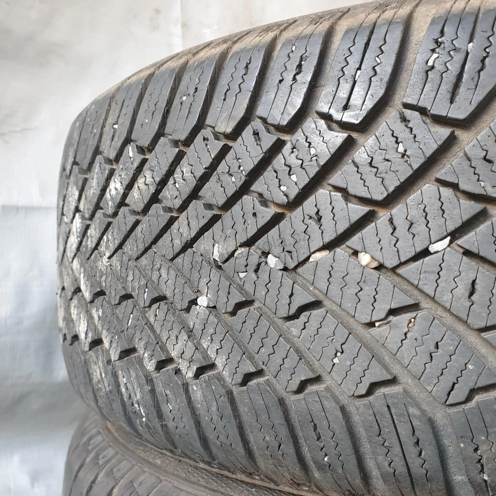 Zimní pneumatiky 205/55 R16 Semperit č. AP692