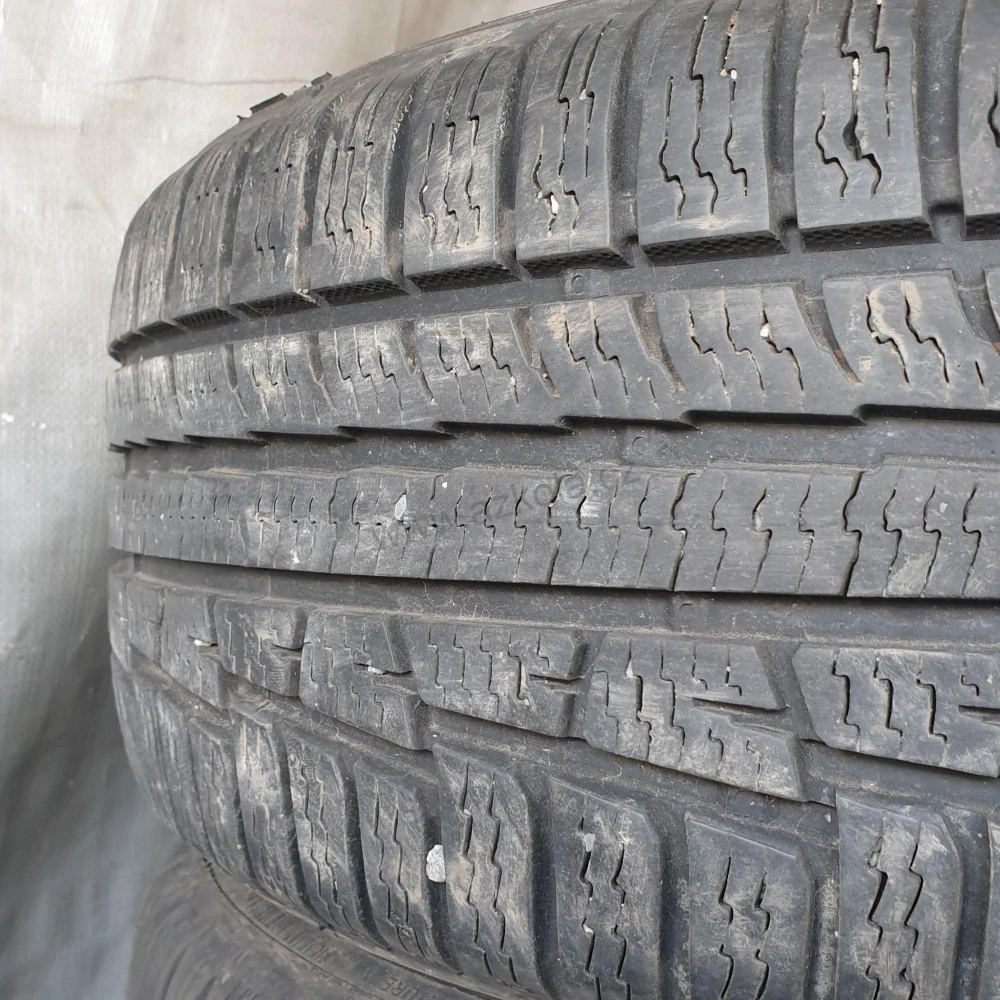 Zimní pneumatiky 205/55 R16 Nokian č. AP698