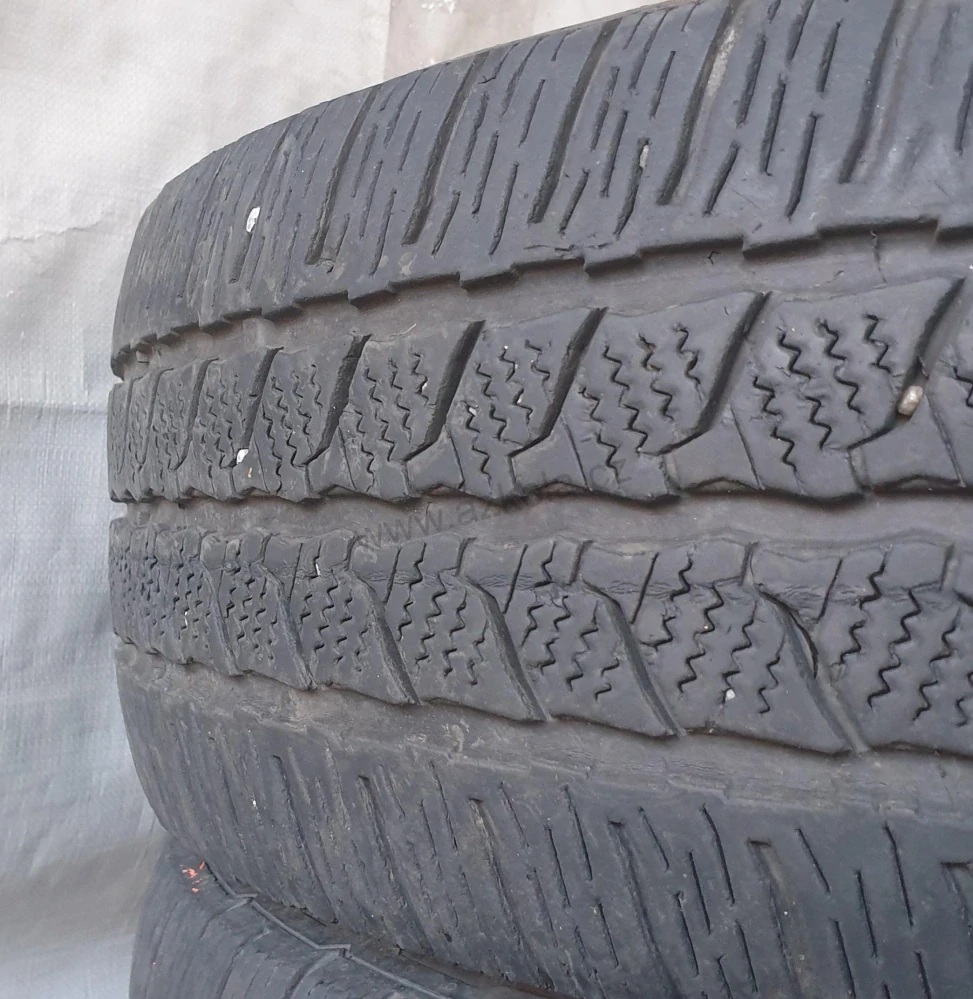 Zimní pneumatiky 225/65 R16C Continental č. AP761
