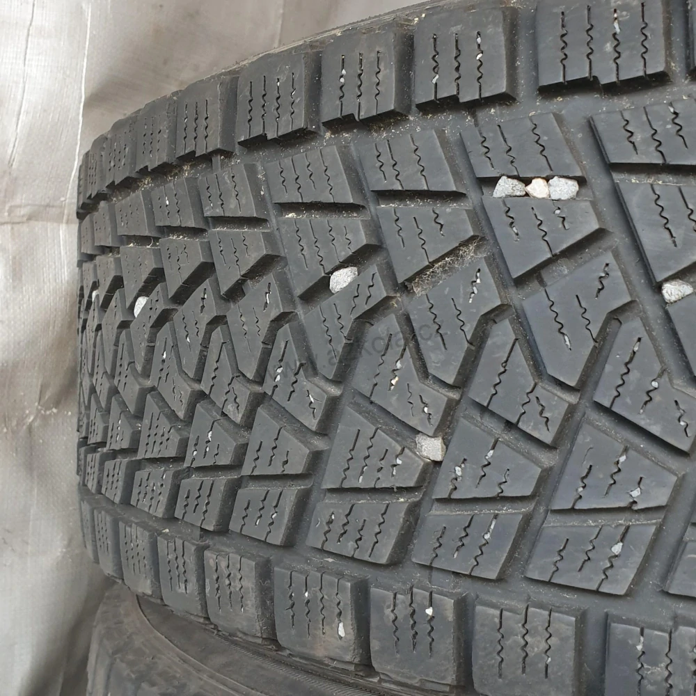Zimní pneumatiky 225/60 R17 SUV Vraník č. AP784